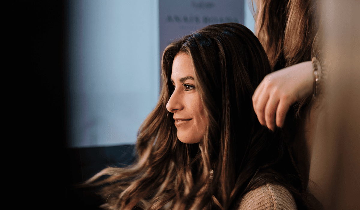 Yvonne, hair stylist, in profile